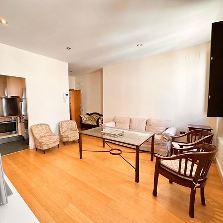 Penthouse Near Cathedral Private Rooftop Private Parking เซบีญา ภายนอก รูปภาพ