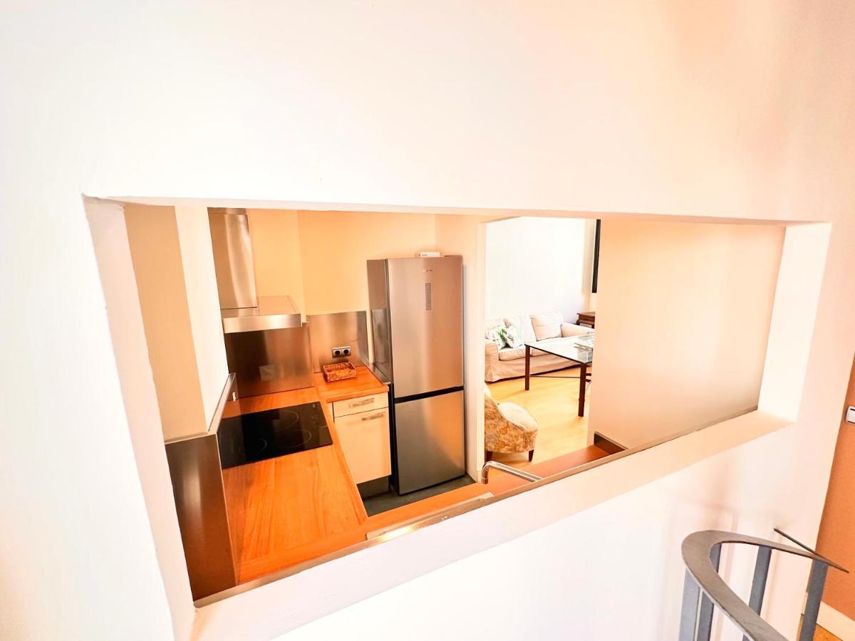 Penthouse Near Cathedral Private Rooftop Private Parking เซบีญา ภายนอก รูปภาพ