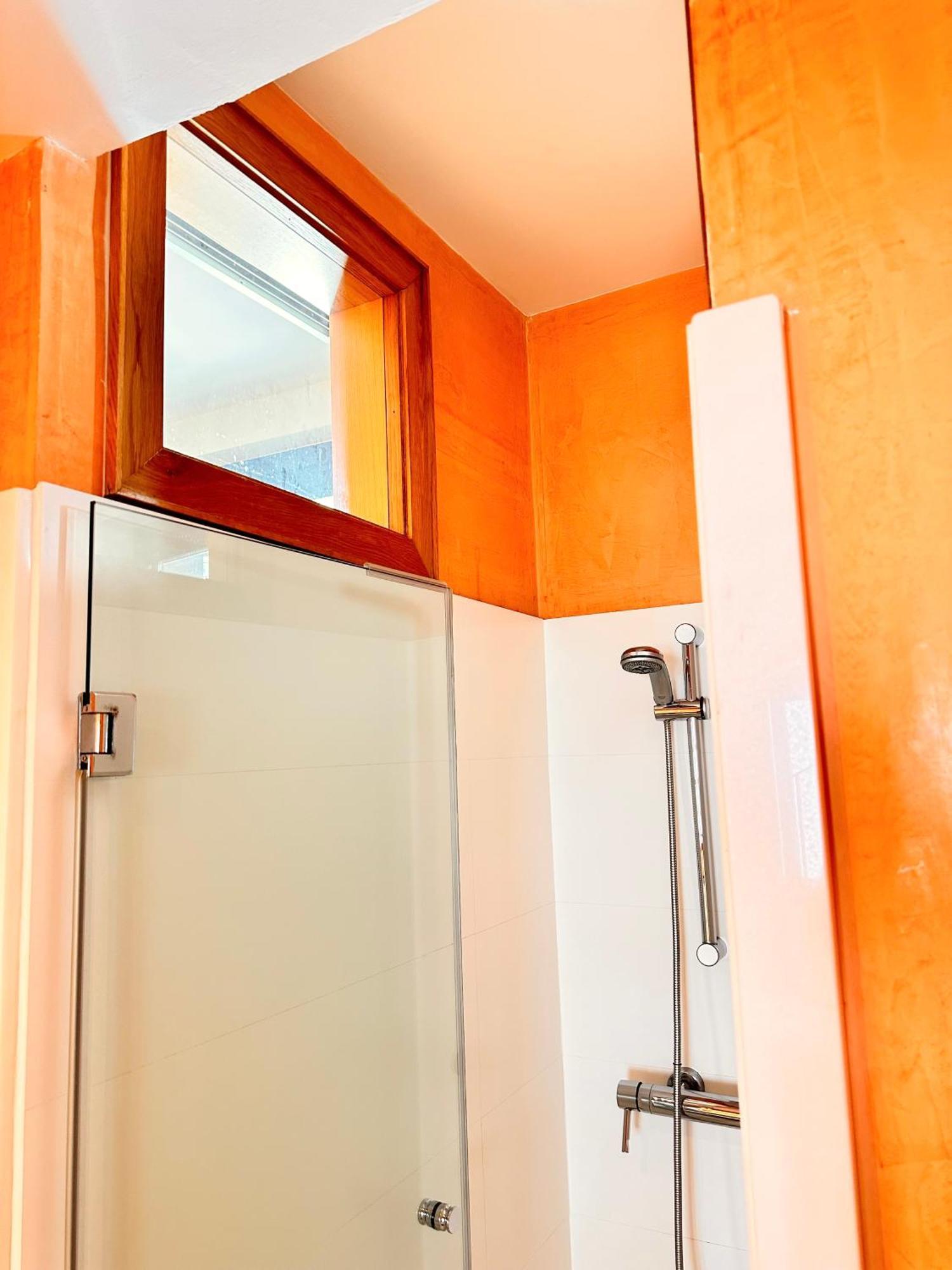 Penthouse Near Cathedral Private Rooftop Private Parking เซบีญา ภายนอก รูปภาพ
