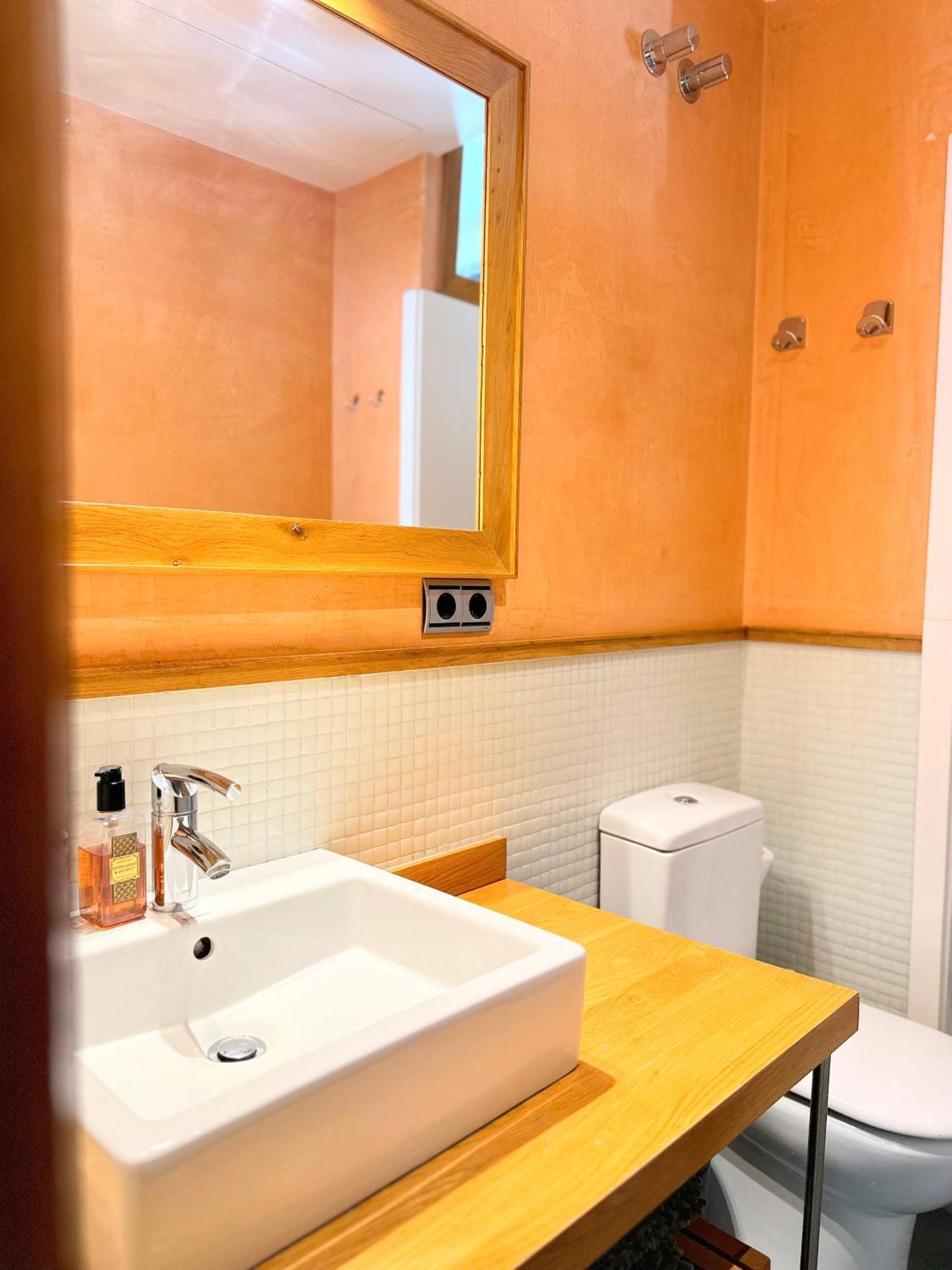 Penthouse Near Cathedral Private Rooftop Private Parking เซบีญา ภายนอก รูปภาพ